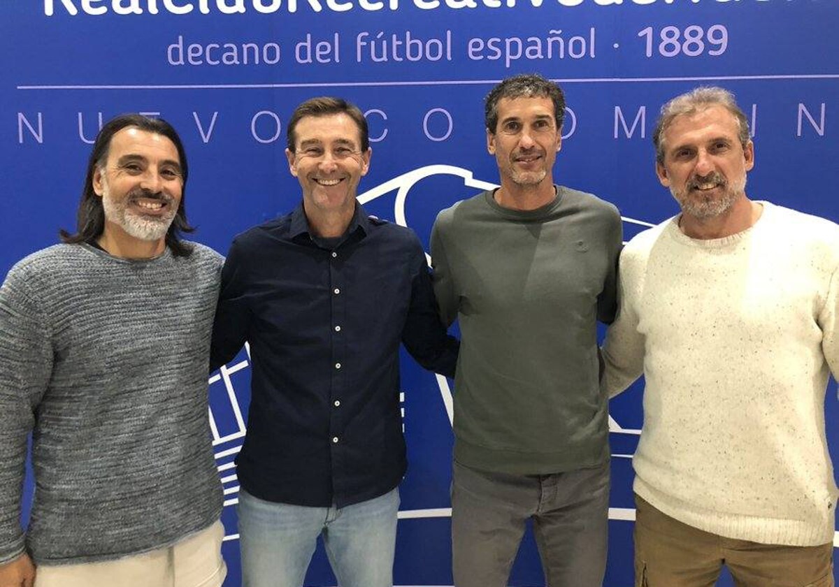 Antonio Calle junto a Rúa, Toledano y Óscar Arias en el Nuevo Colombino