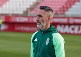 Abel Gómez acaricia entrar en el Olimpo de los técnicos del Recreativo