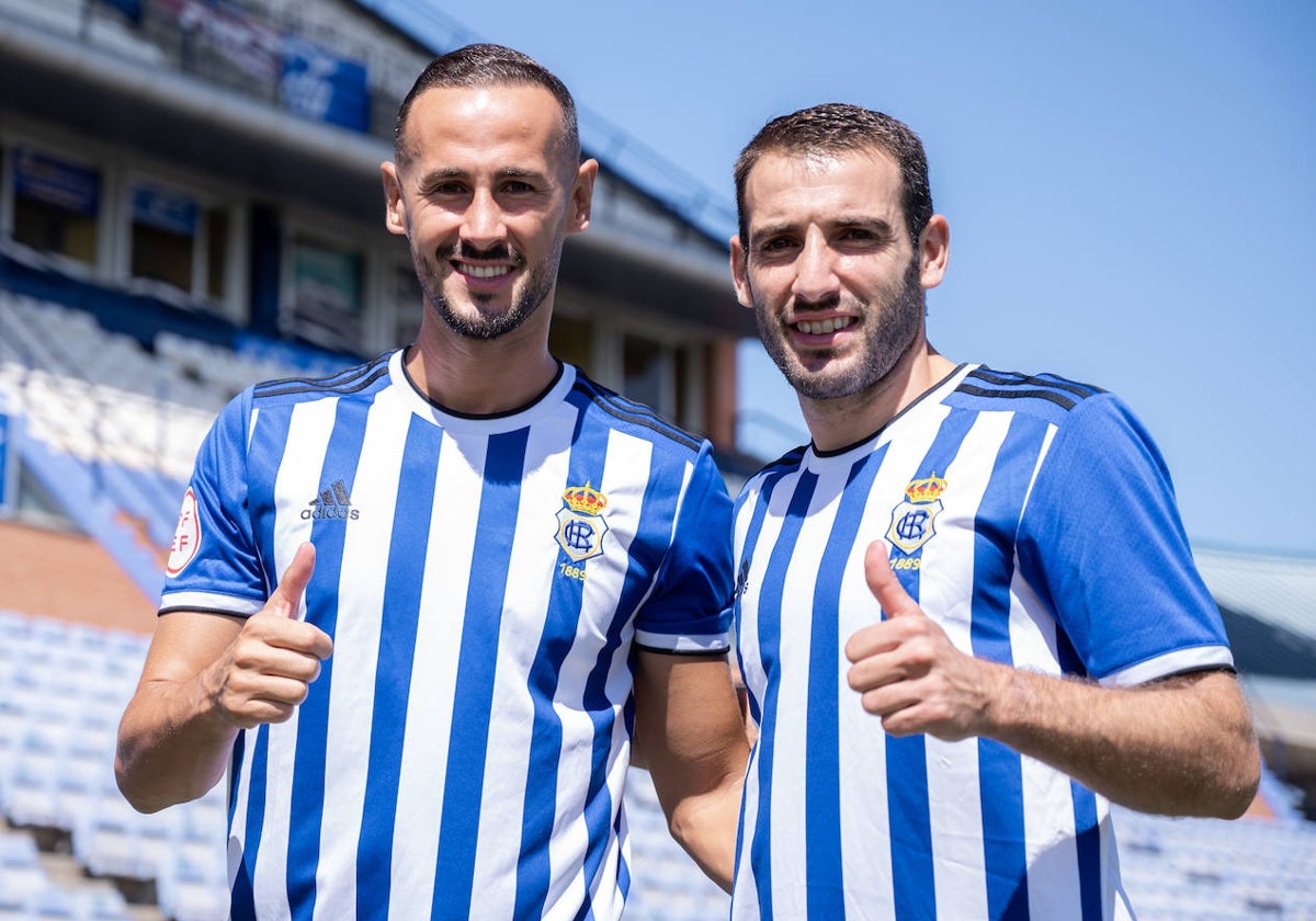 Alejandro Gálvez junto a Antonito en la presentación oficial de ambos