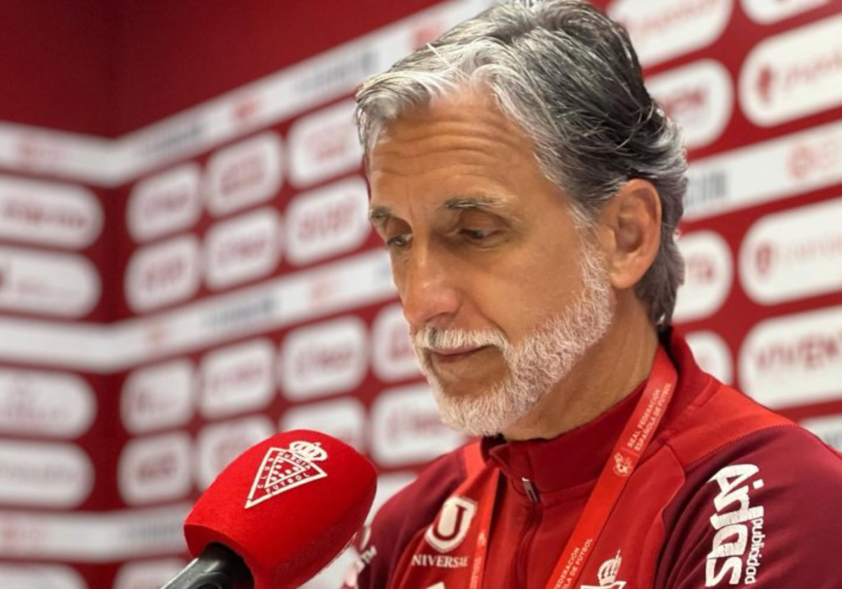 pPablo Alfaro, técnico del Murcia,