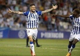 Antonio Domínguez renueva por contrato un año más con el Recreativo aunque merecía algo más