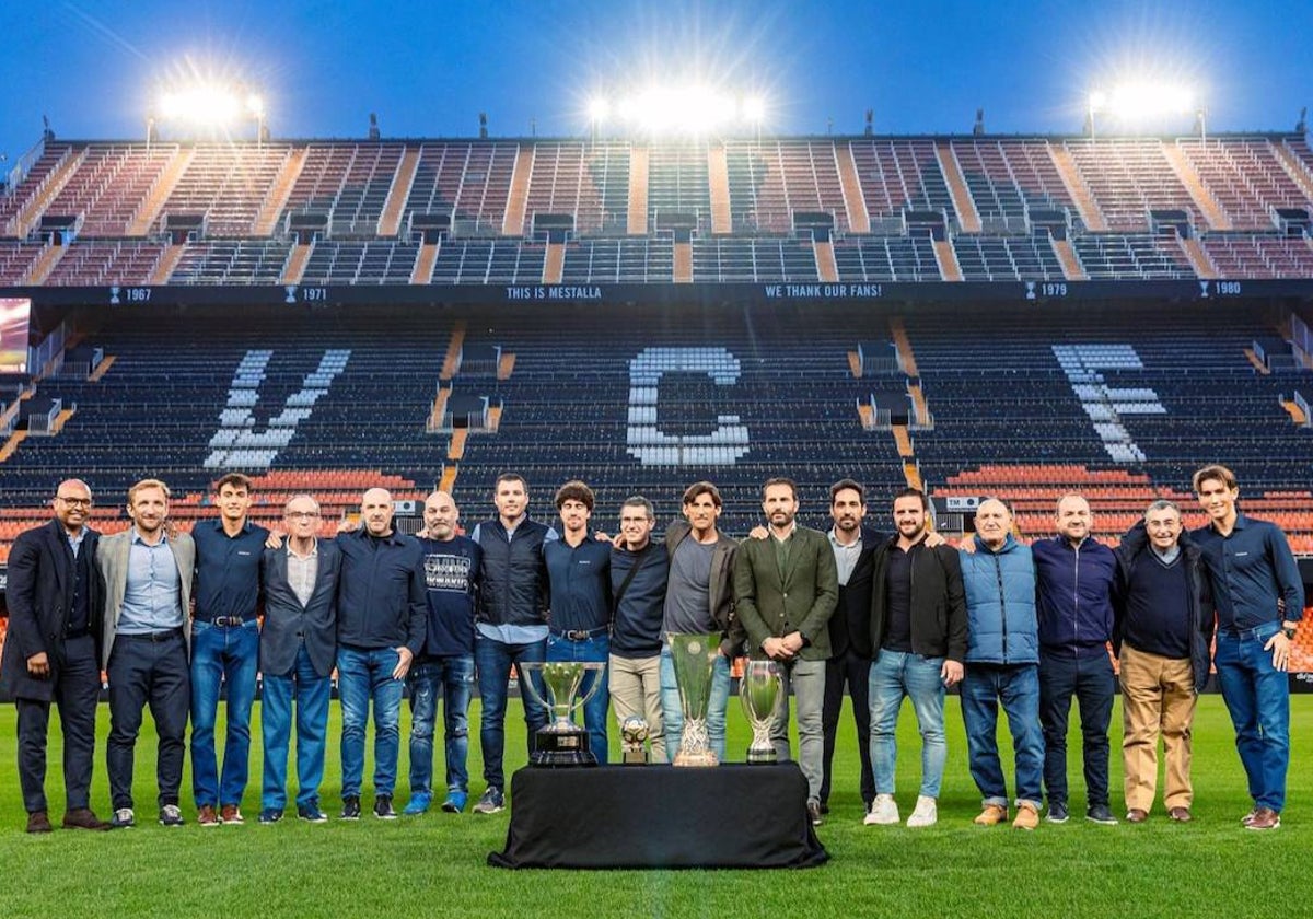La presentación del partido que enfrentará en Mestalla a leyendas del Valencia con una selección de la AFE