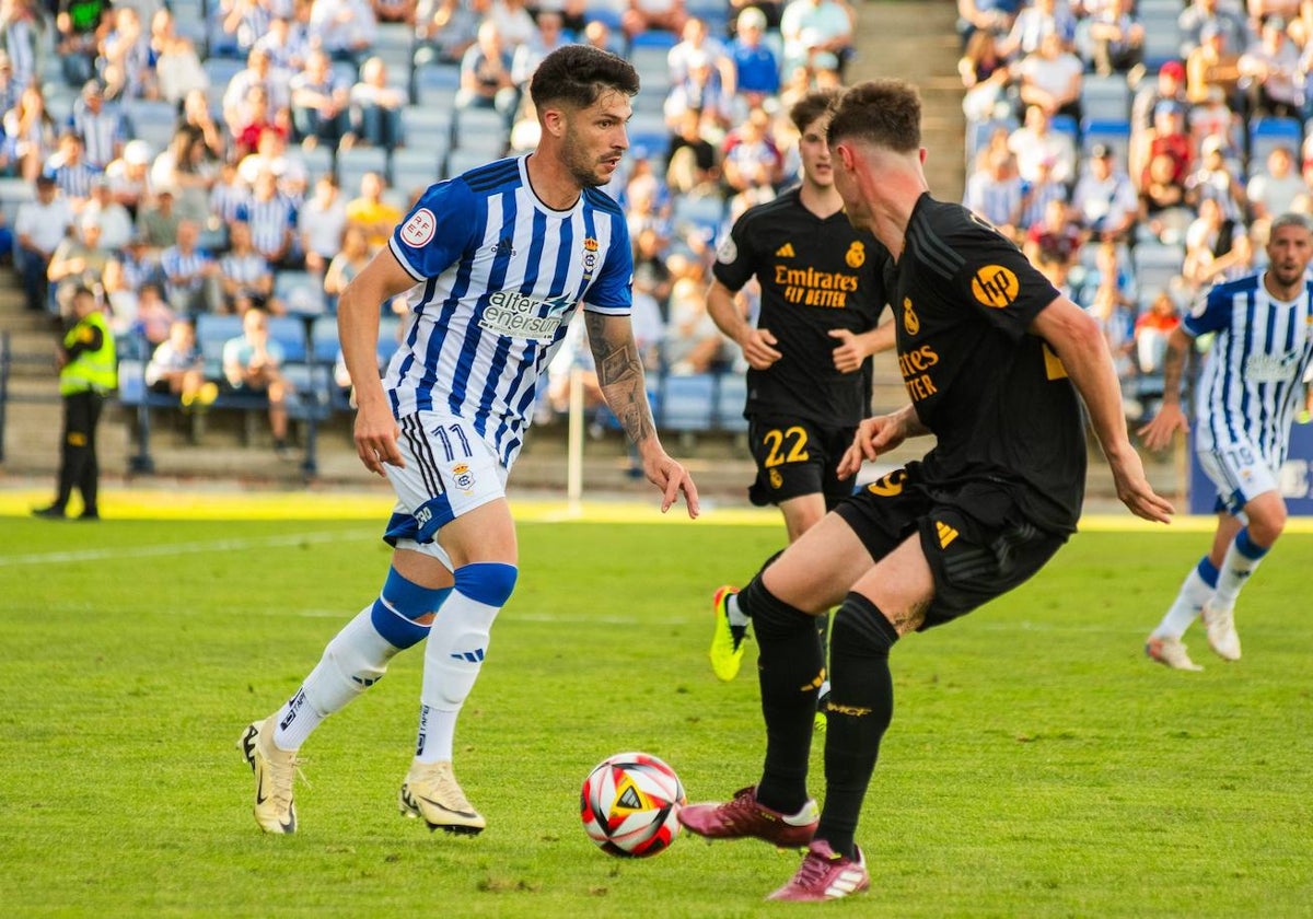 Caye Quintana en el encuentro frente al Real Madrid Castilla