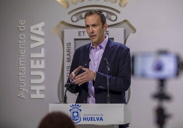 El Ayuntamiento de Huelva avisa a Comas que si no responde a la oferta por el Recreativo «no hay más oportunidades de soluciones dialogadas»