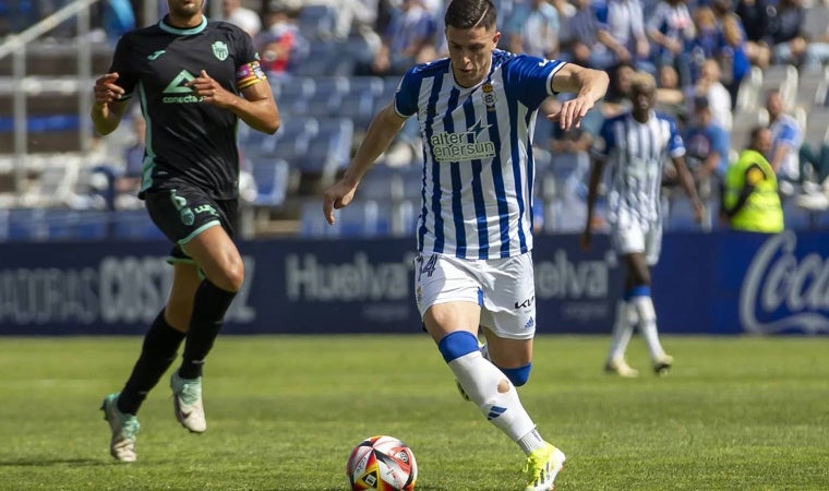 David del Pozo ha marcado seis tantos en Primera RFEF en su primera campaña en Huelva