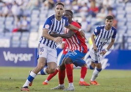 División de opiniones en el Recreativo para decidir el futuro de Pablo Caballero