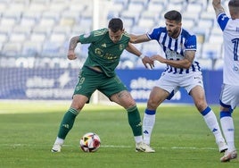 El Recreativo renueva a Raúl Navas pese a que fue el cuarto central de la plantilla la pasada temporada