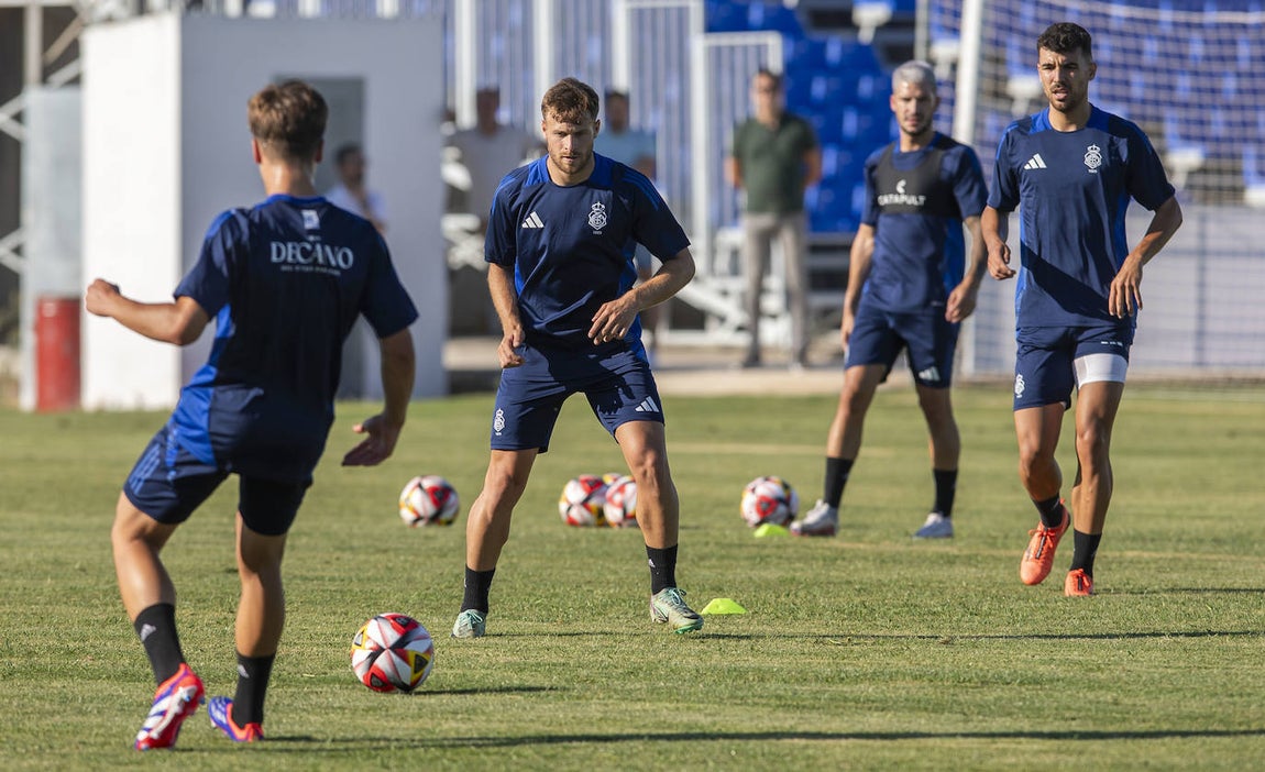 El primer día de la pretemporada del Recreativo de Huelva 2024-25, en imágenes