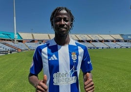 Jesús Vázquez y Óscar Arias tildan de fichaje clave el de Keita durante su presentación oficial
