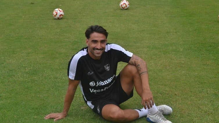 Nuevos destinos para los exalbiazules Chuli y Ajenjo