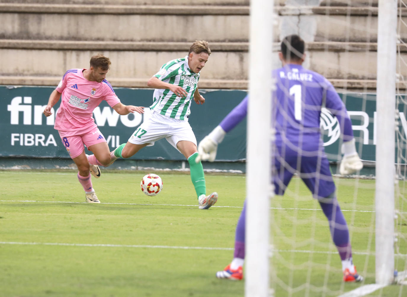 Todas las imágenes que ha generado la visita del Recreativo al filial del Betis