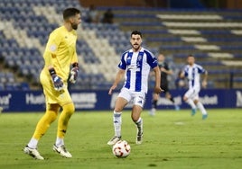 Alineaciones del Recreativo de Huelva - Sevilla Atlético de Primera RFEF 2024-2025: onces y banquillo de suplentes