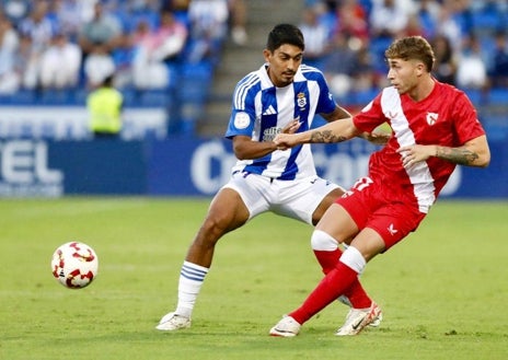 Imagen secundaria 1 - El Decano tira otro encuentro por la borda (2-2)