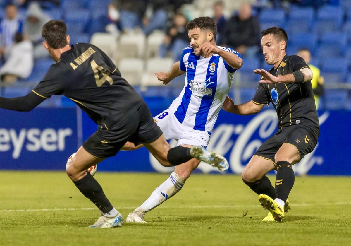 Luis Alcalde, en un momento del partido ante Intercity