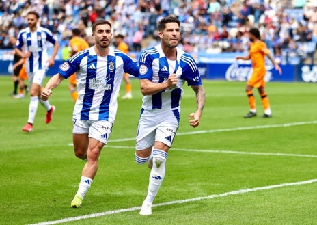 Imagen secundaria 1 - Diferentes momentos tras el 1-0 del Recreativo