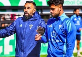 «Nuestra afición no sólo va a venir sino que va a jugar», avisa el técnico del Marbella
