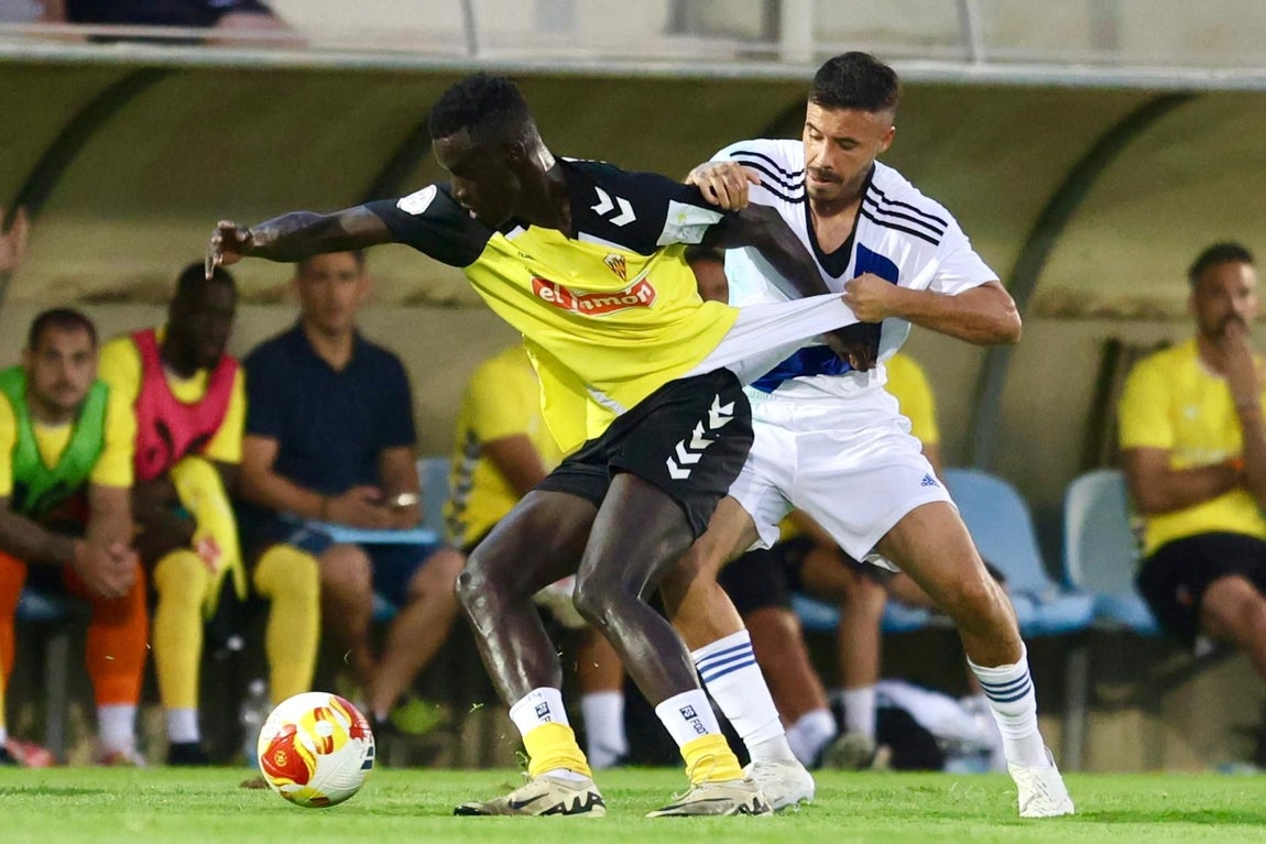 Los partidos del Recreativo de Huelva en el Trofeo de la Bella, en imágenes