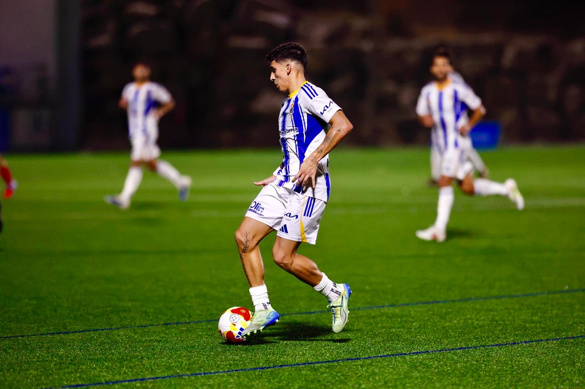 Las imágenes de la victoria del Recre en Estepona