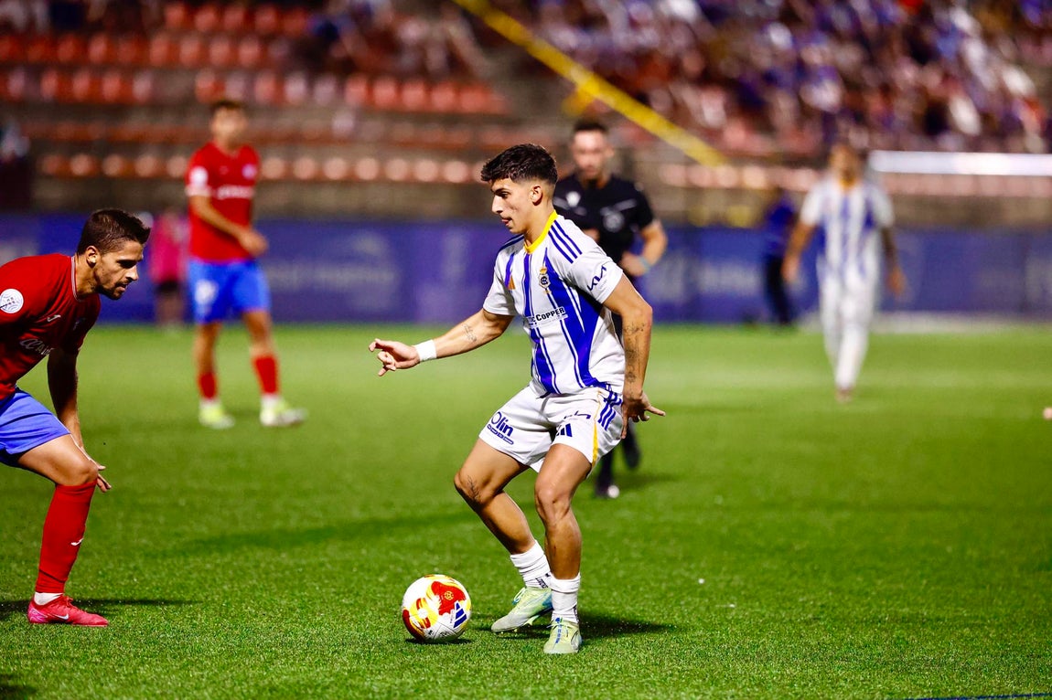 Las imágenes de la victoria del Recre en Estepona