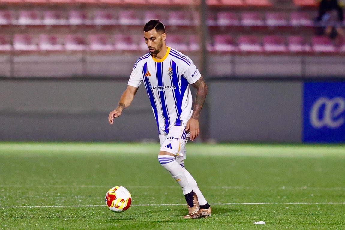 Las imágenes de la victoria del Recre en Estepona