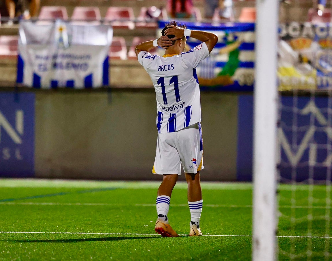 Las imágenes de la victoria del Recre en Estepona