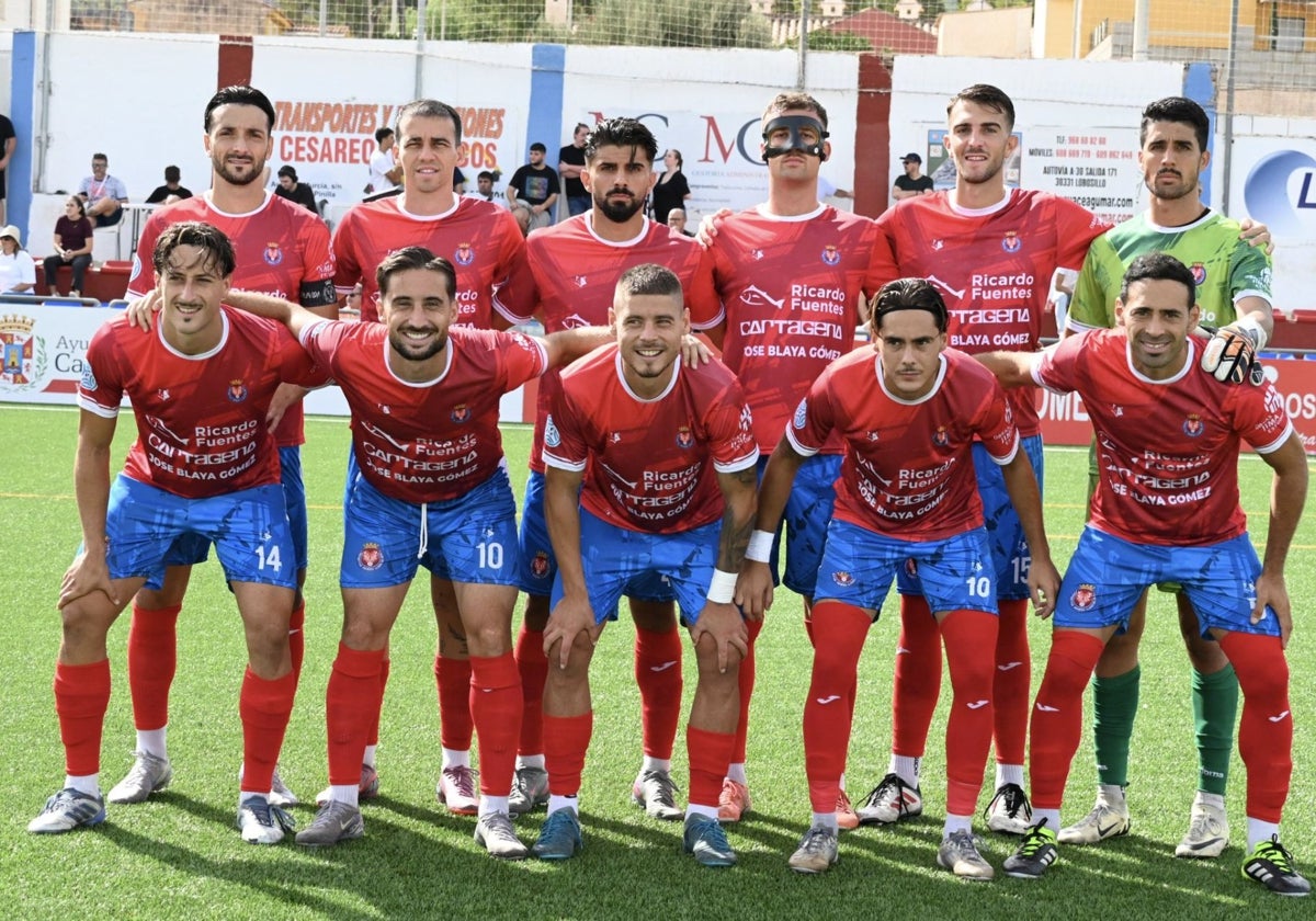 Alineación de la Deportiva Minera antes de un partido de la presente temporada liguera