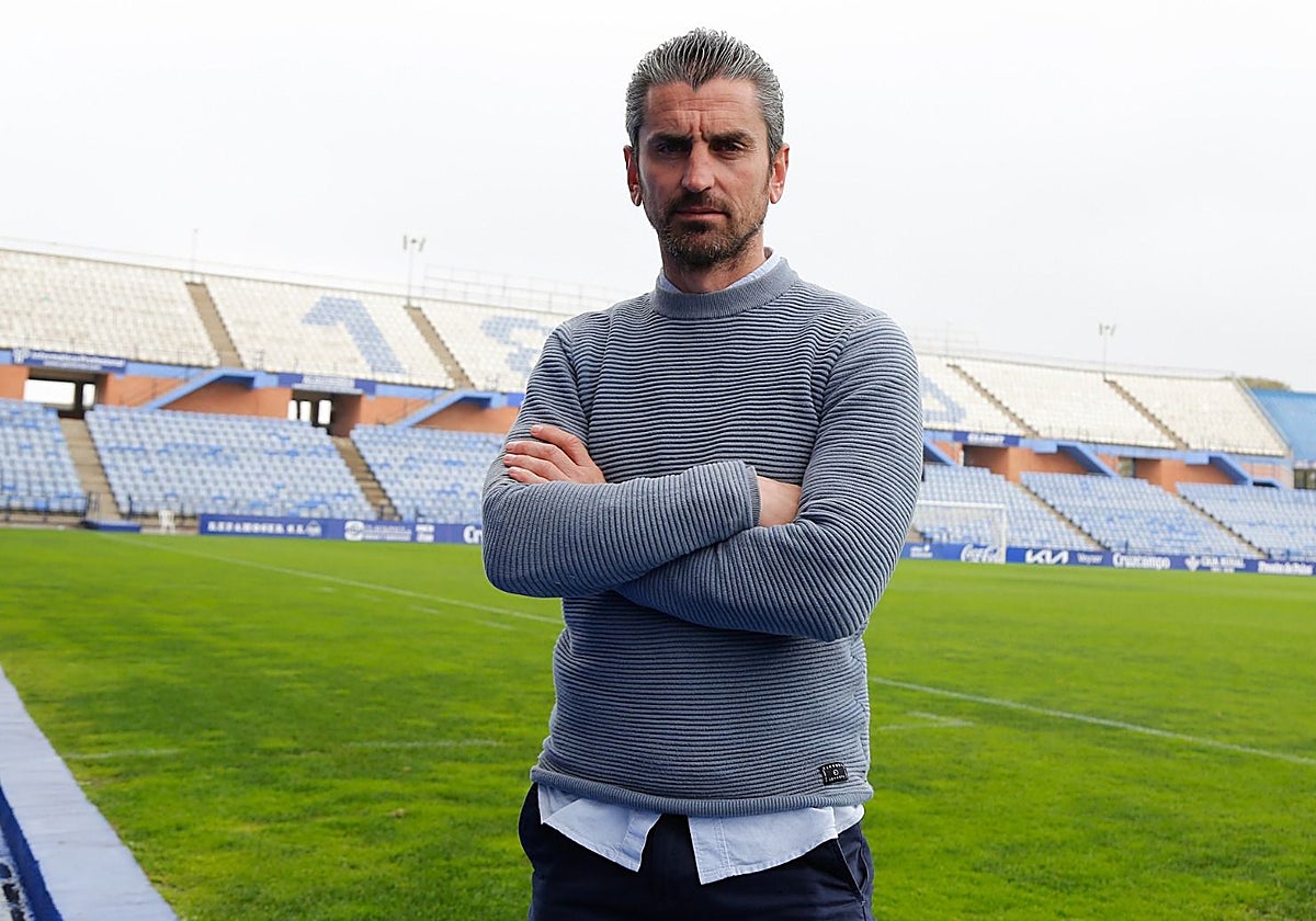 Juan Alfaro en el césped del Nuevo Colombino en una imagen de archivo