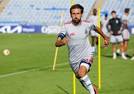 Álex Bernal, en un entrenamiento del Recreativo