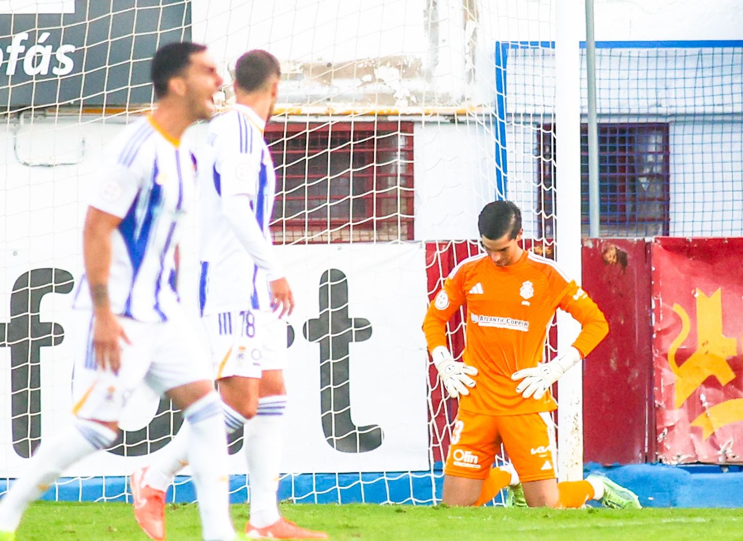 Las imágenes de la derrota del Recreativo ante el Yeclano en La Constitución