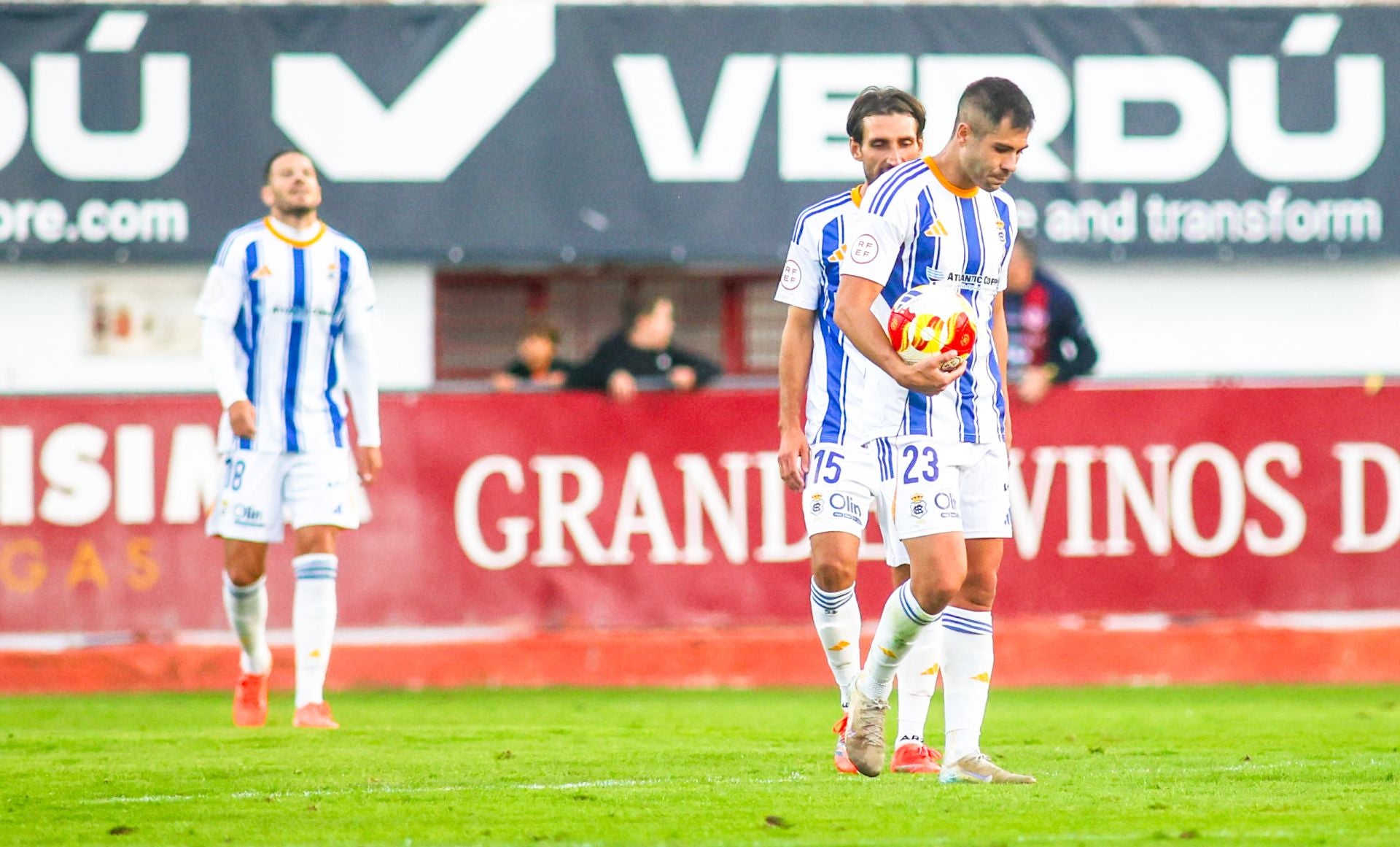 Las imágenes de la derrota del Recreativo ante el Yeclano en La Constitución