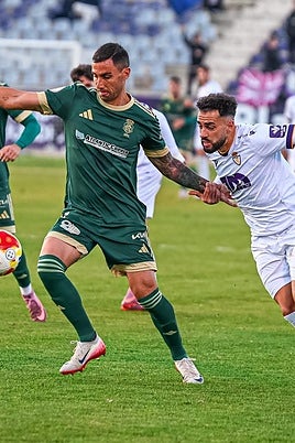 Bonaque durante la dura derrota cosechada por el Decano ante el Jaén en La Victoria