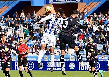 Imagen secundaria 1 - Crónica Recreativo - Águilas: Arzu tiene trabajo por hacer (0-0)