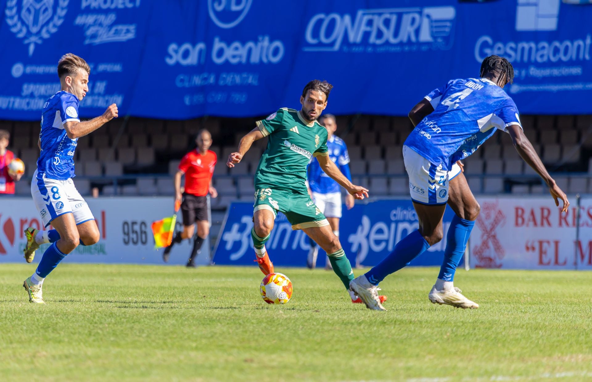 Las mejores imágenes del agridulce empate del Recre en Chapín