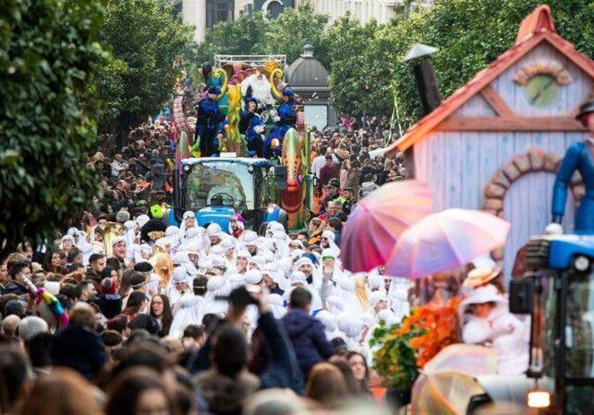 La cabalgata a su paso por el centro de la capital