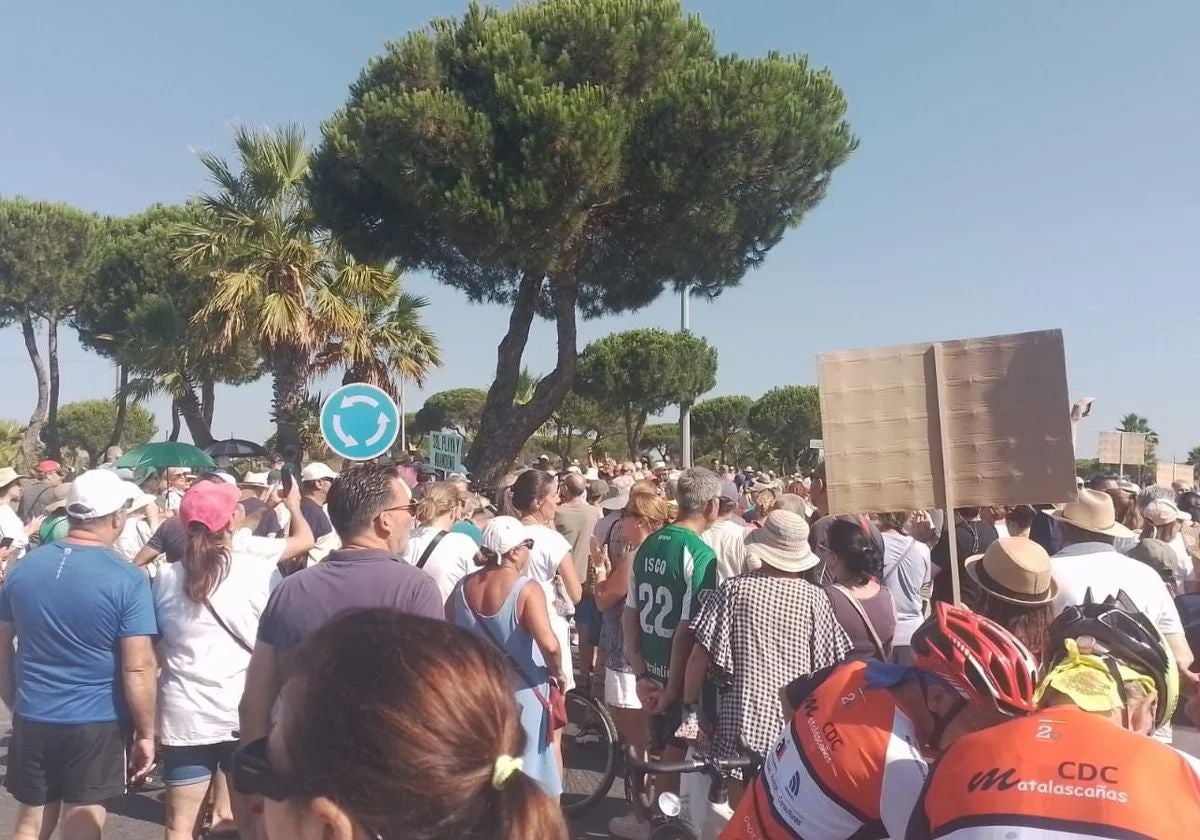 Foto de archivo de la última protesta convocada por los propietarios de Matalascañas