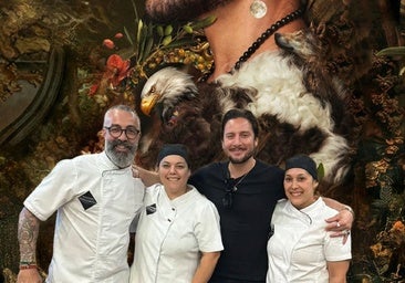 El runrún: Manuel Carrasco se lleva lo mejor de la gastronomía de Huelva de este establecimiento