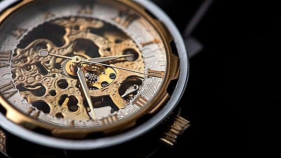 El runrún: Un exjugador del Recre imputado por comprar relojes de contrabando