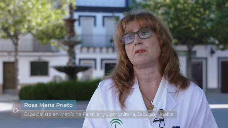 rosa María Prieto, especialista en Medicina Familiar y Comunitaria, durante su intervención en el programa 'Salud al día'