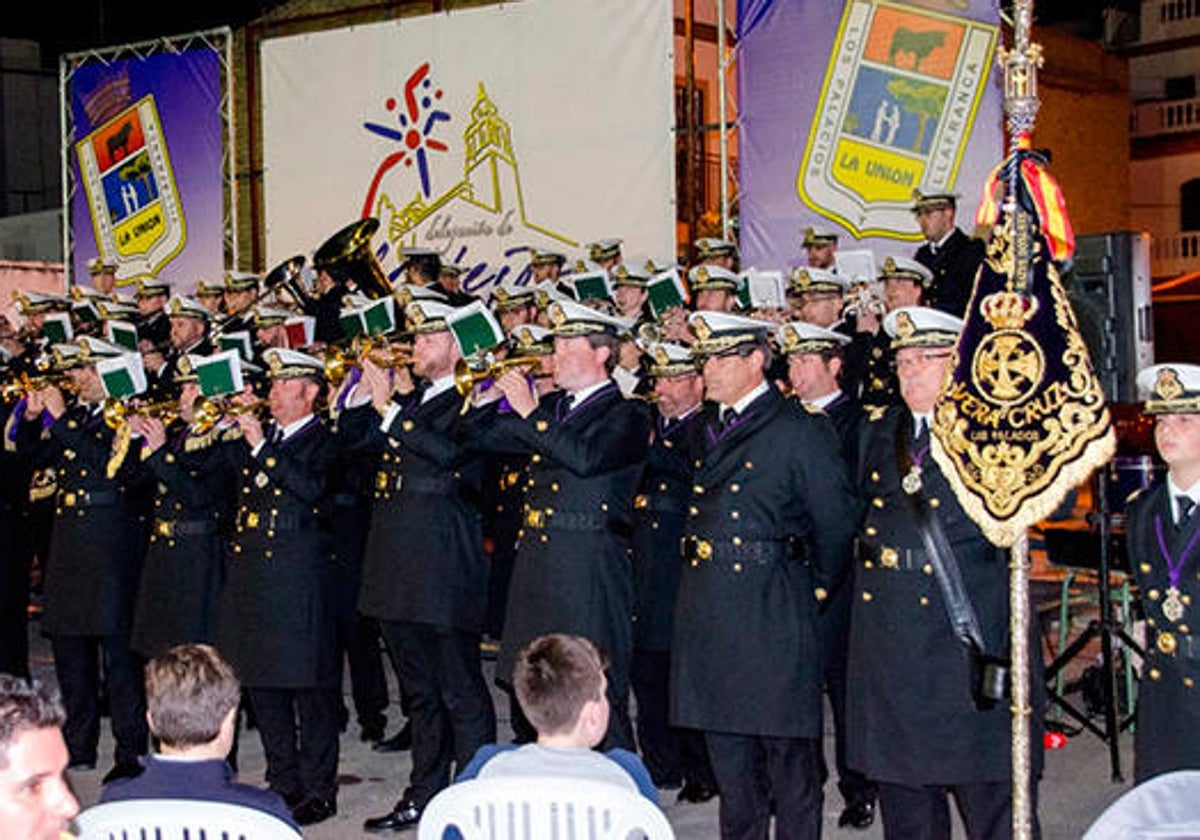 Foto de archivo de la Banda de la Vera Cruz de Los Palacios