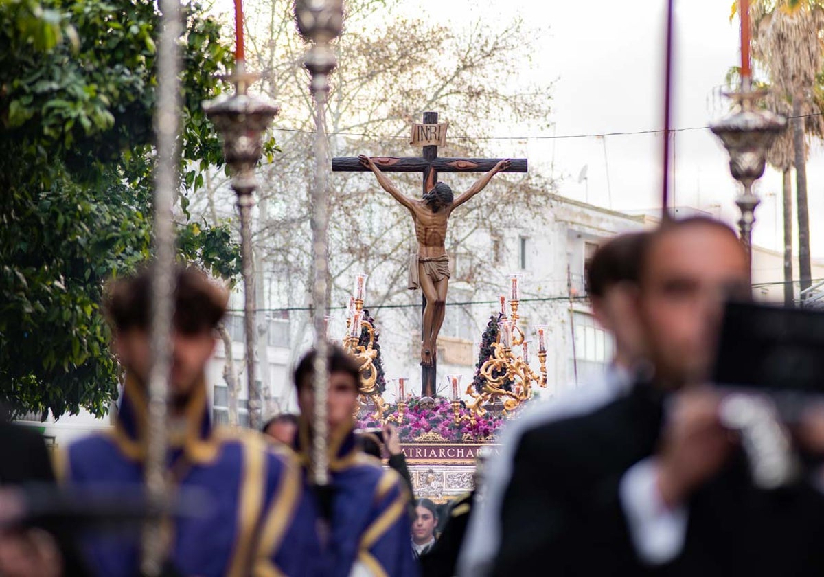 El Cristo de la Sangre por las calles de la barriada Huerta Mena