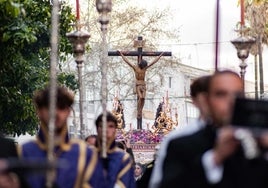 La Hermandad de los Estudiantes regresó a sus orígenes con un histórico Vía Crucis