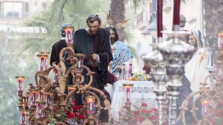 Detalle del misterio de la Hermandad de la Cena