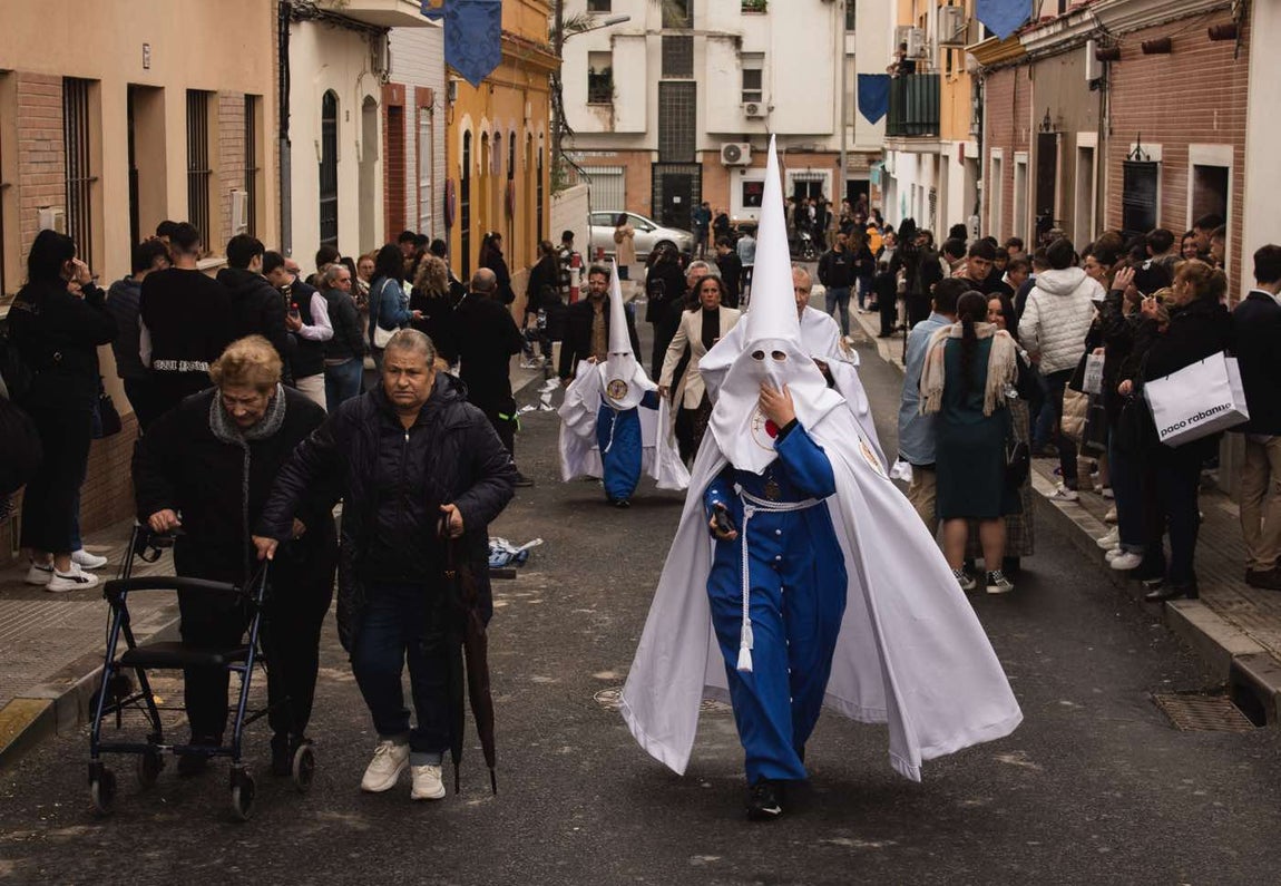 El Martes Santo de Huelva, en imágenes
