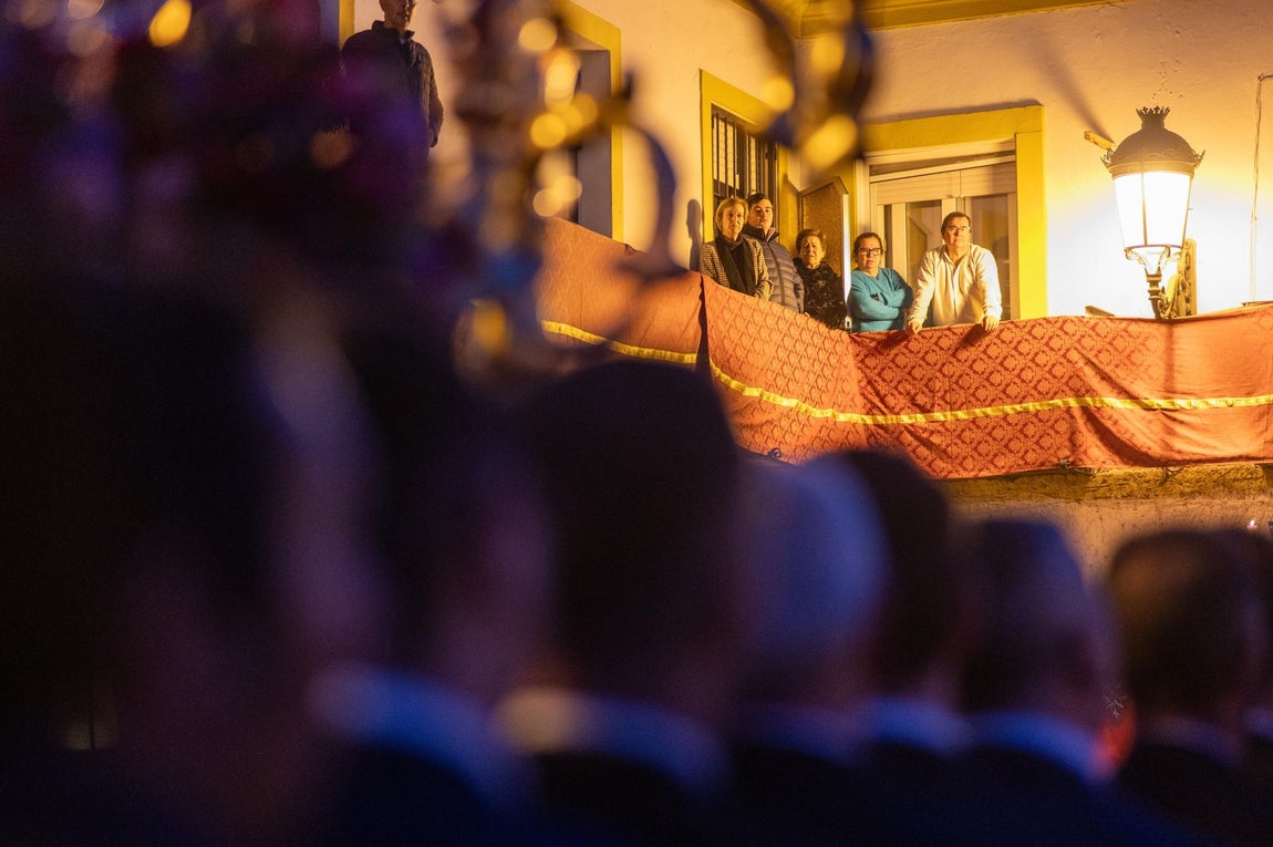 El Vía Crucis de la Semana Santa de Huelva 2025, en imágenes