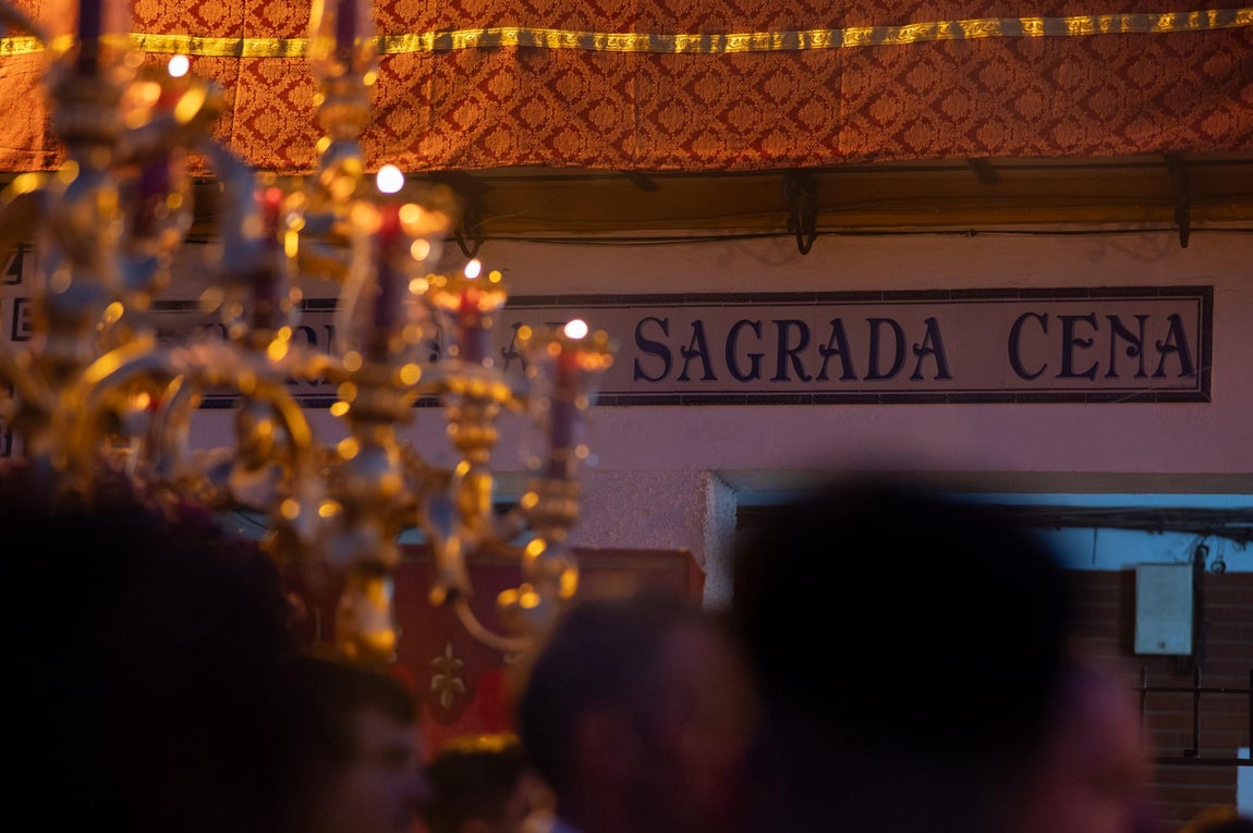 El Vía Crucis de la Semana Santa de Huelva 2025, en imágenes