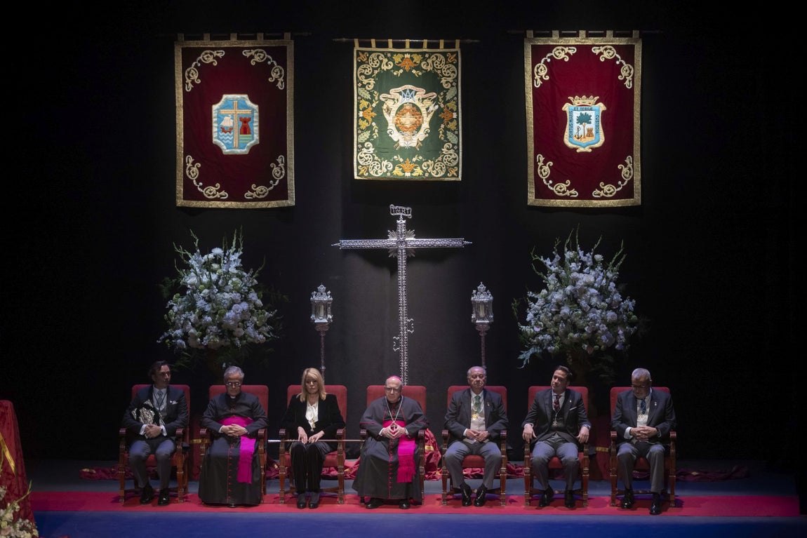 Las mejores imágenes del pregón de la Semana de Huelva