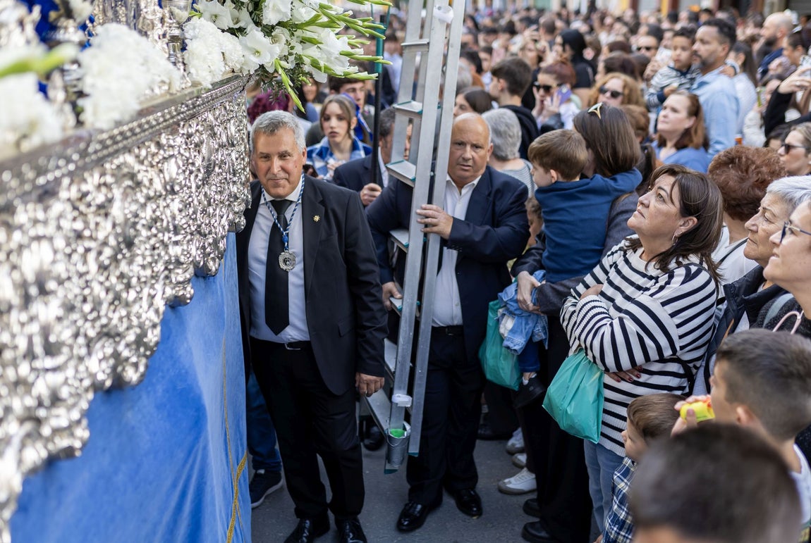 Las imágenes de la Virgen de los Dolores por las calles de Huelva