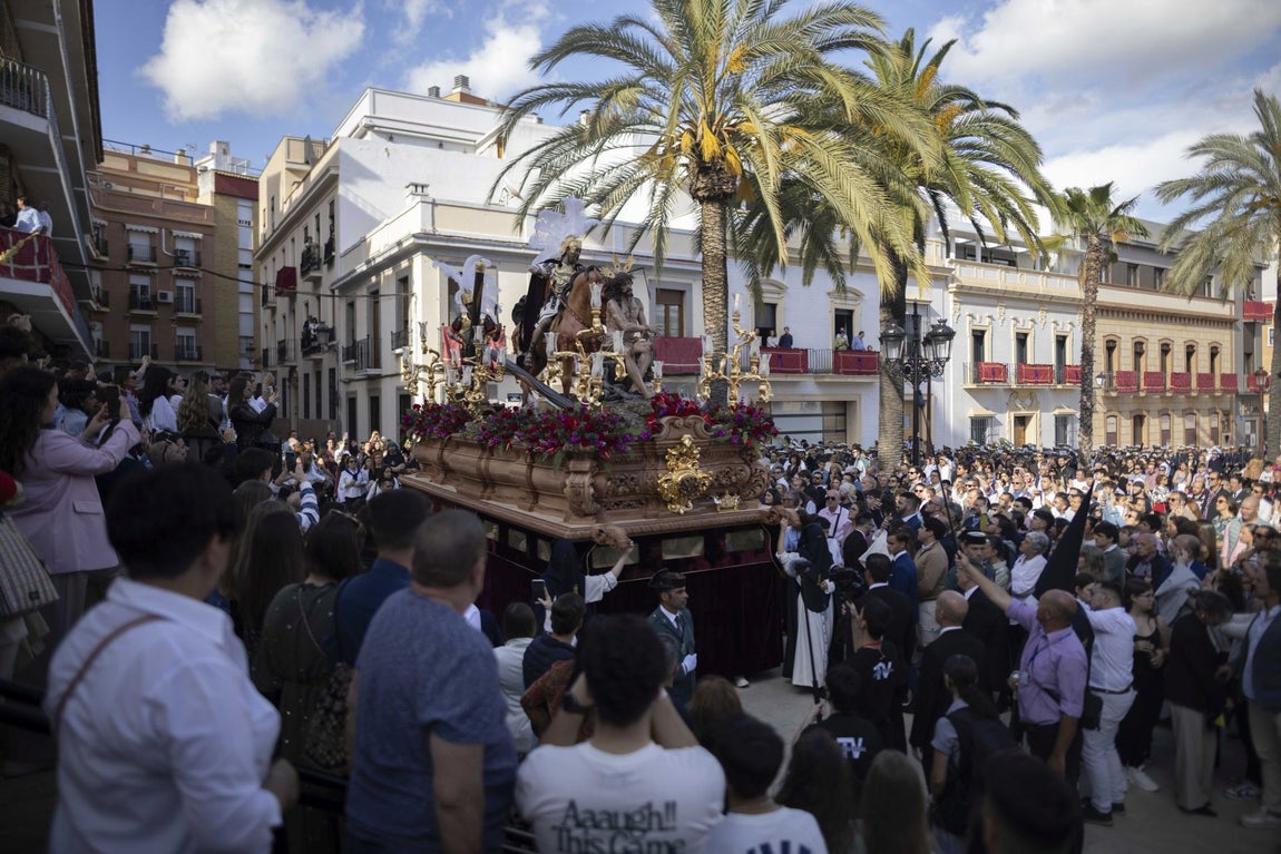 Las imágenes que ha dejado el Domingo de Ramos en Huelva