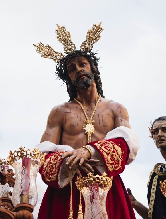 El Martes Santo de Huelva, en imágenes