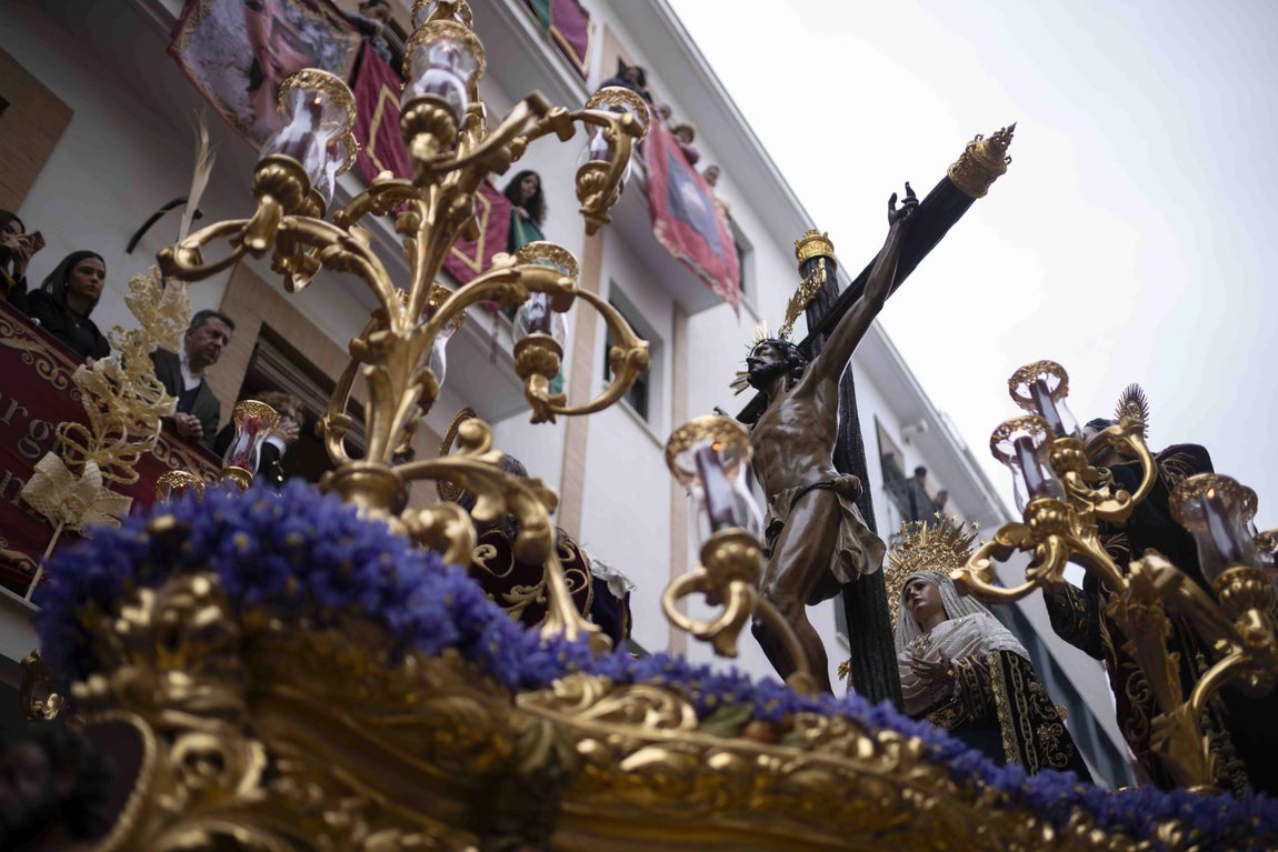 Miércoles Santo en Huelva: Una corona de instantes con La Esperanza
